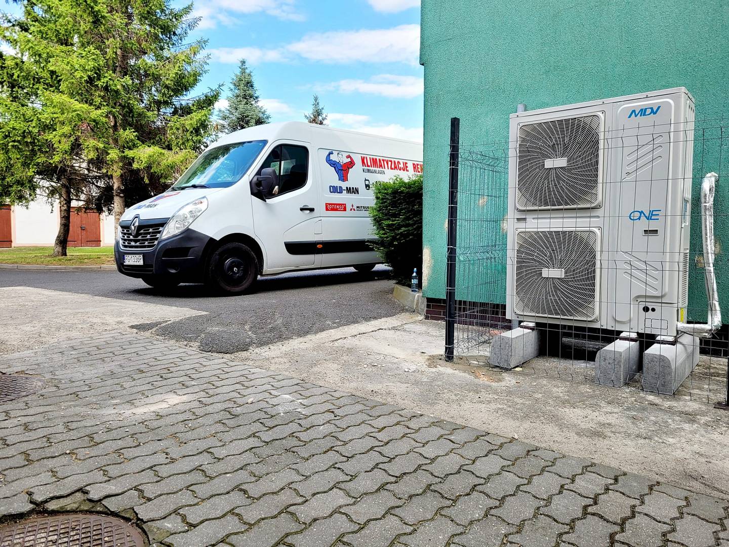 Jak przygotować dom na upały? Dlaczego to najlepszy moment na zakup klimatyzacji?