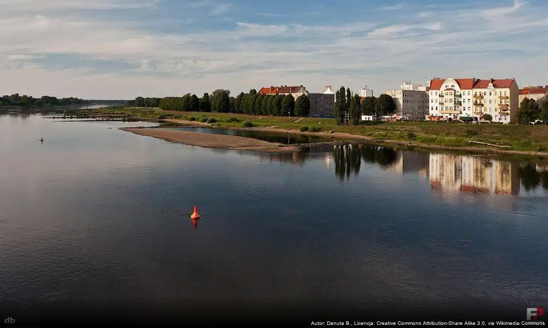 Bezpieczeństwo w Słubicach: Defibrylator AED w każdym sołectwie